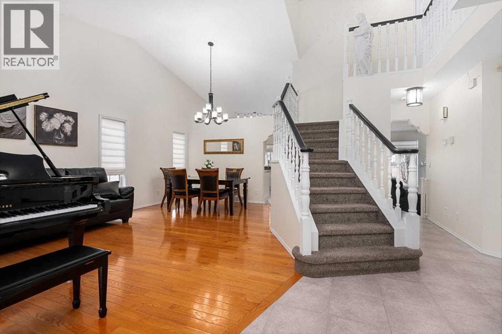 704 Woodside Drive NW — photo 5