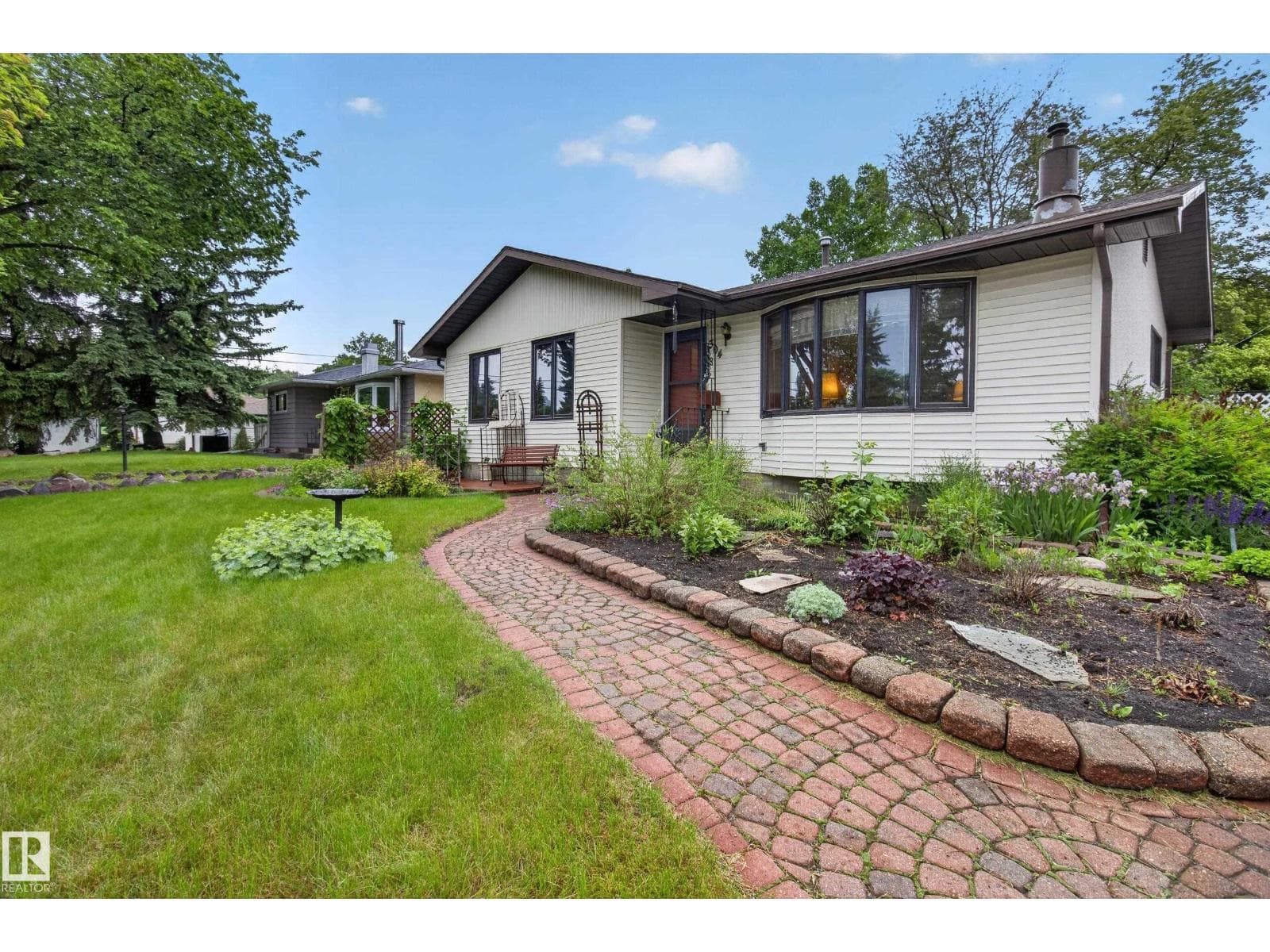 304 FIR ST — photo 4