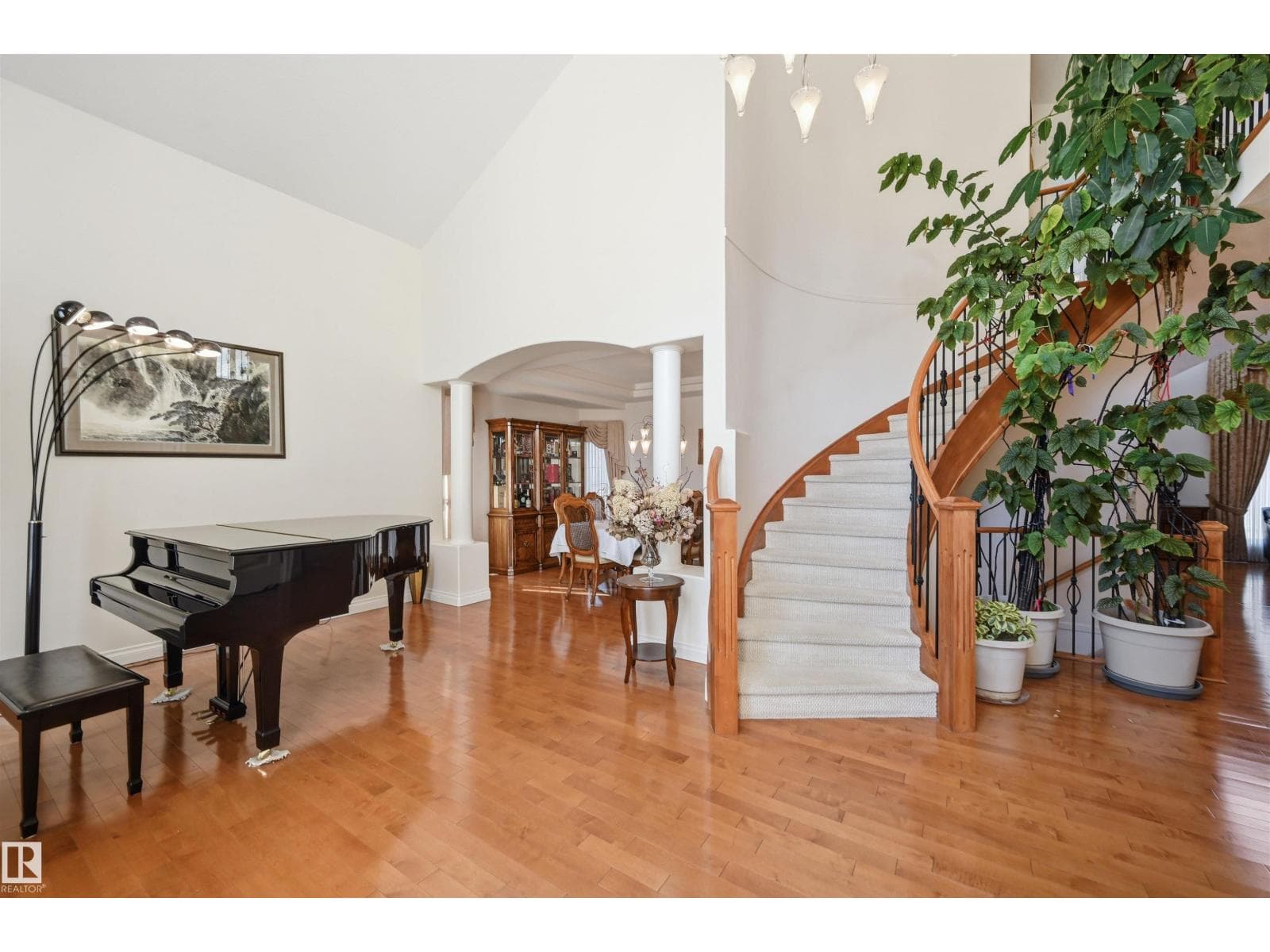 1198 HOLLANDS WY NW — photo 4