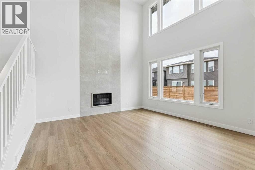 139 Dawson Wharf Mount — photo 4
