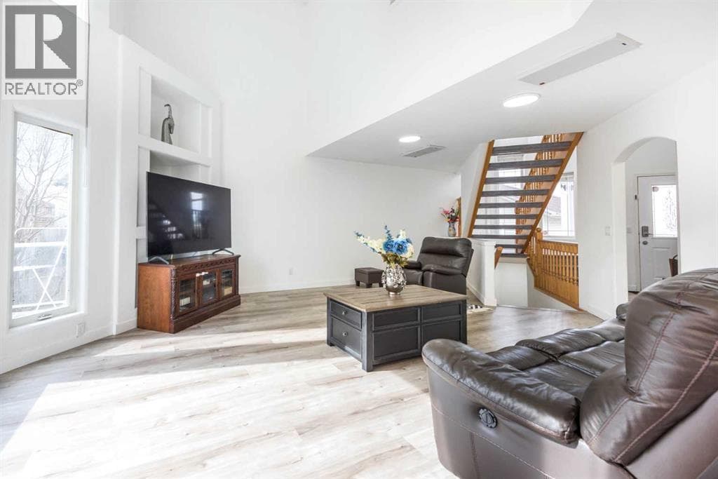 230 Sierra Nevada Place SW — photo 4