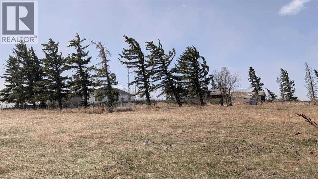 224074 Twp Rd 322 — photo 4