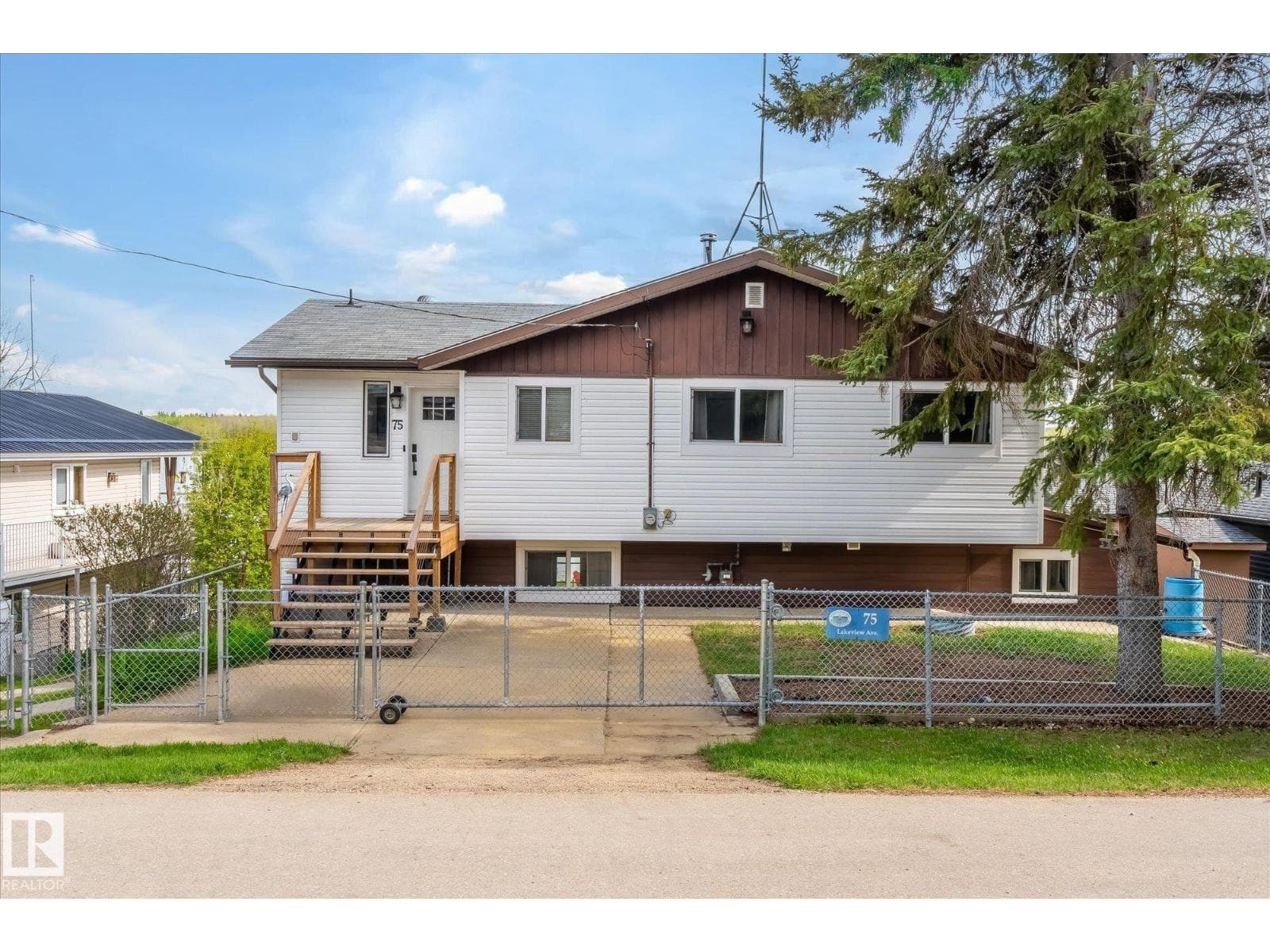 75 Lakeview Av South View — photo 5