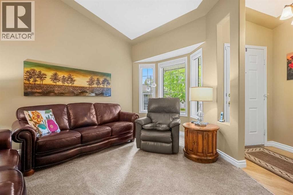 22 Mt Mckenzie Villas SE — photo 4