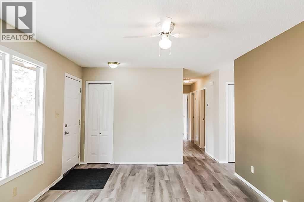 9616 91B Avenue — photo 4