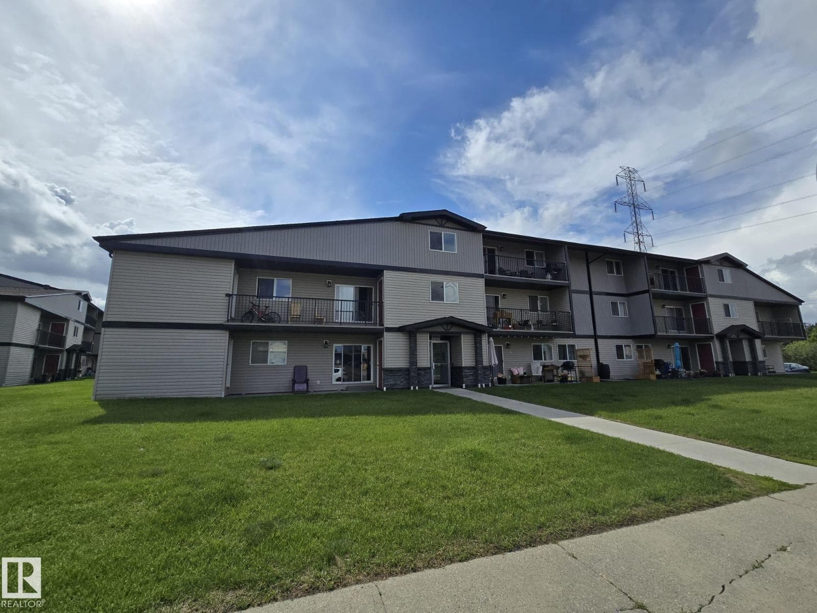 #A7 2808 116 ST NW