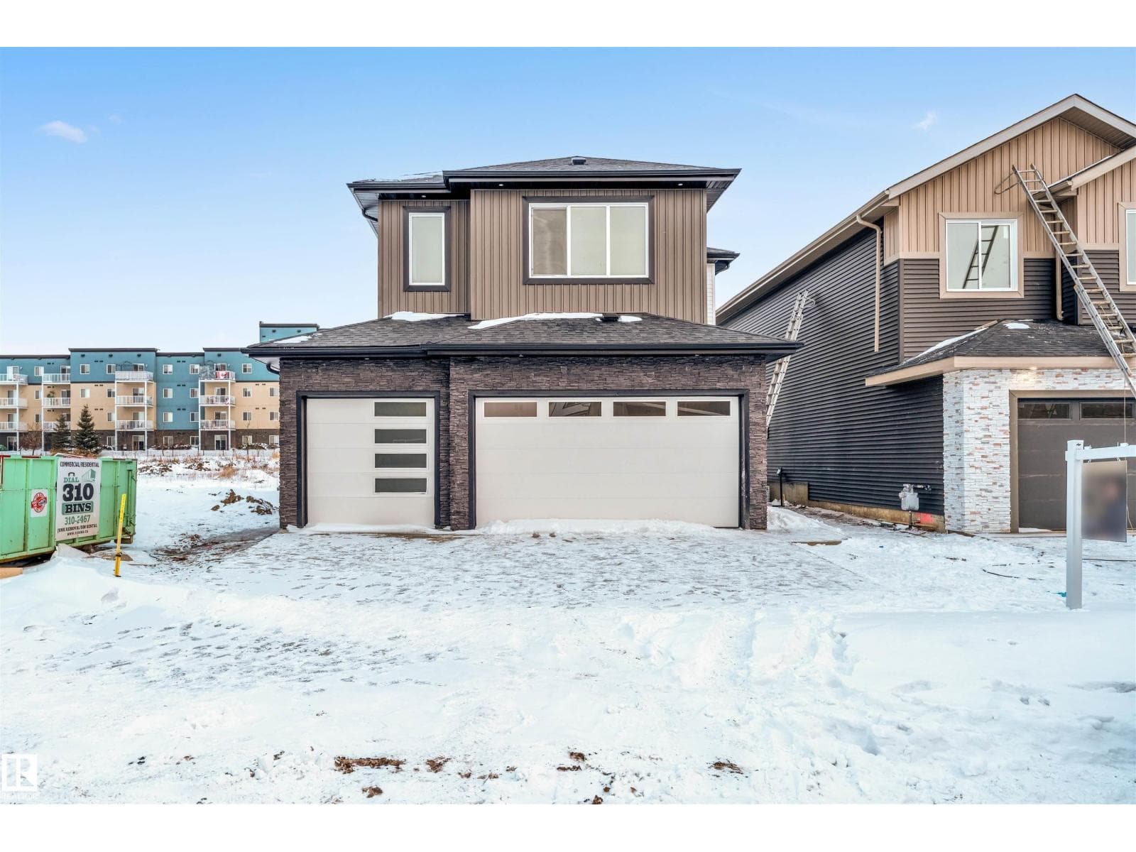 136 Creekside LN