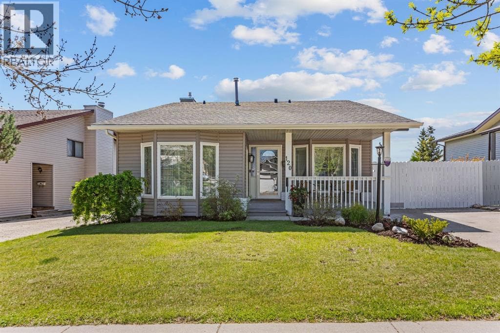 120 Shawnessy Drive SW — photo 2