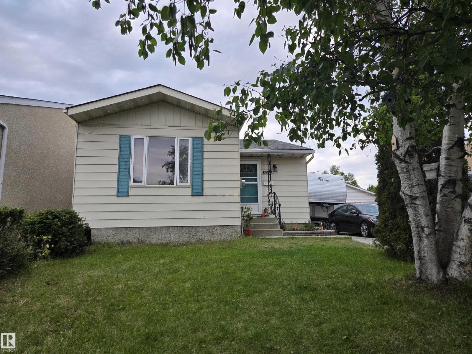2514 149 AV NW