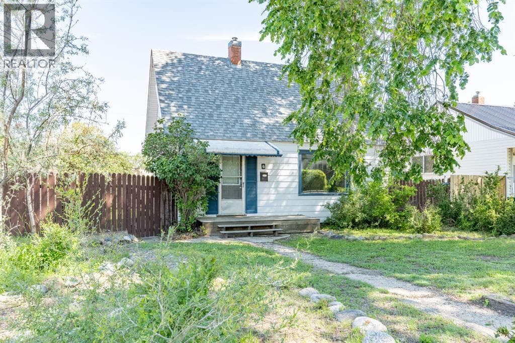 4 8 Street SE