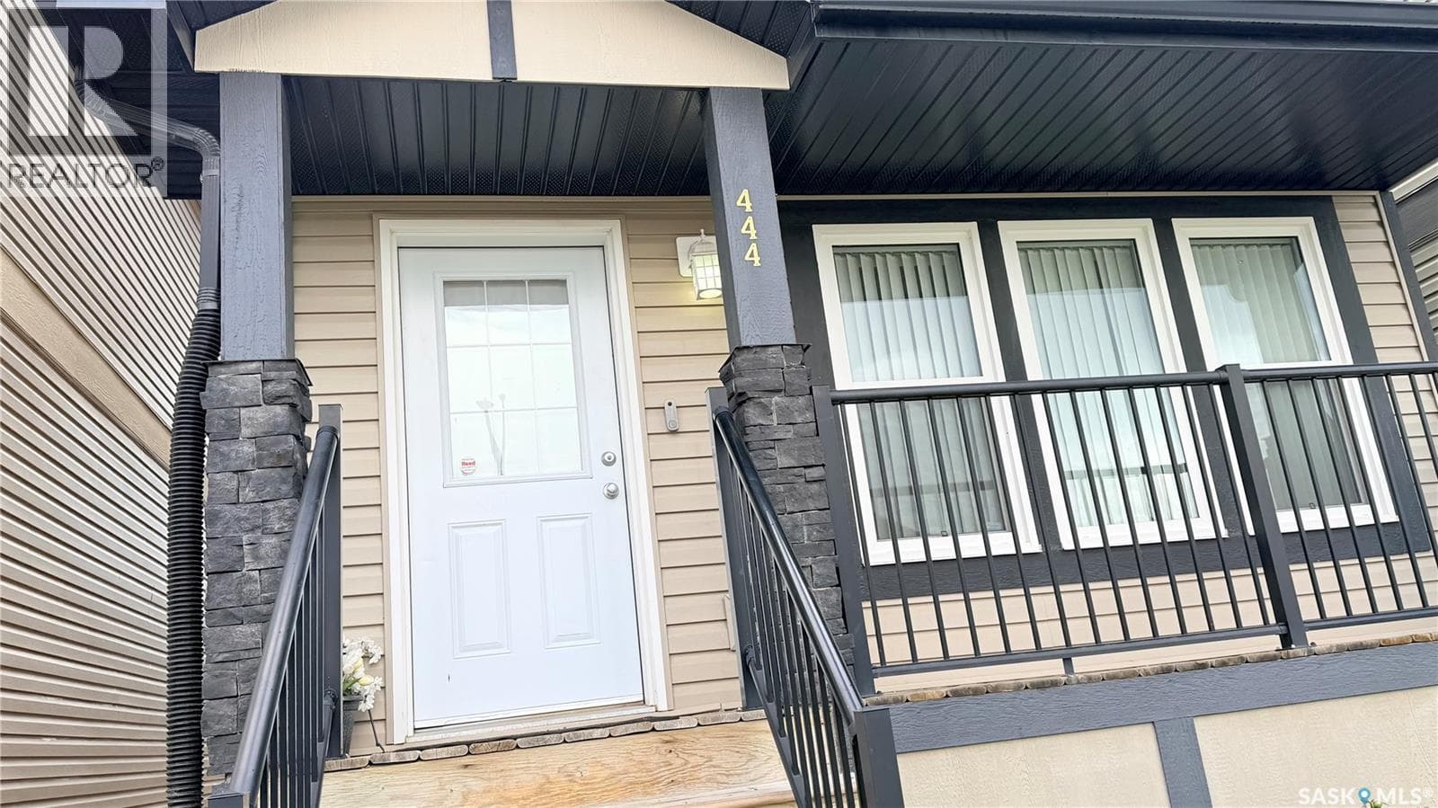 444 Coad MANOR — photo 3