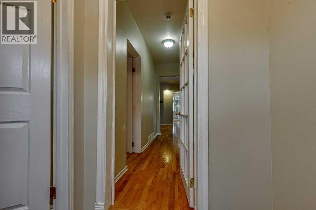 4515 50 Avenue — photo 5