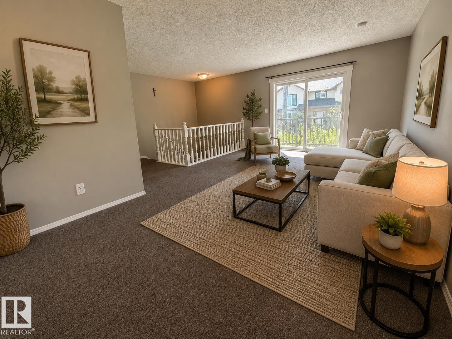 8704 102 AV NW — photo 4