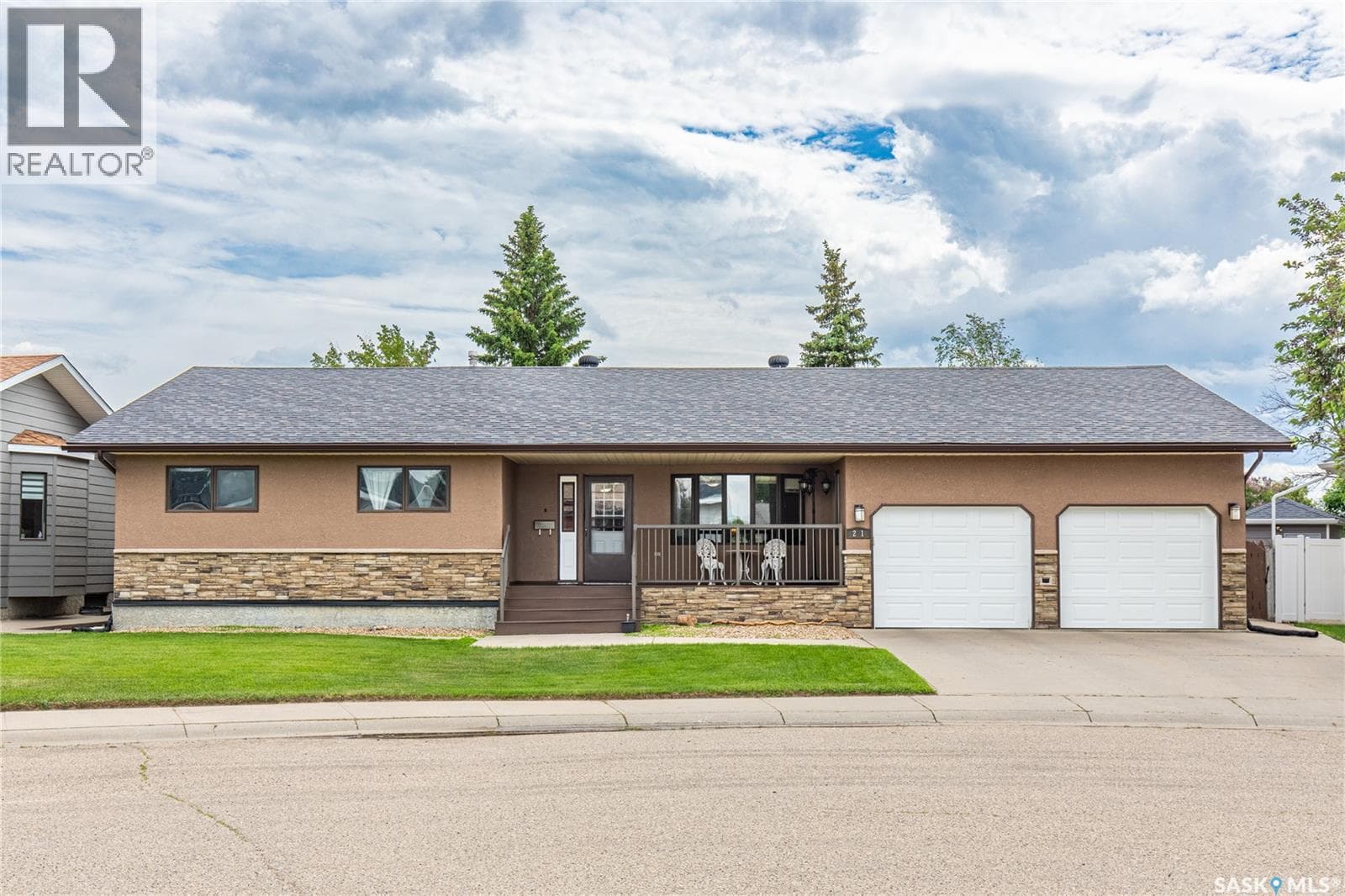 21 Thorn CRESCENT