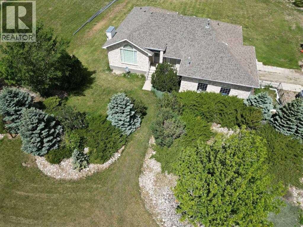 221044 Twp Rd 50 — photo 2