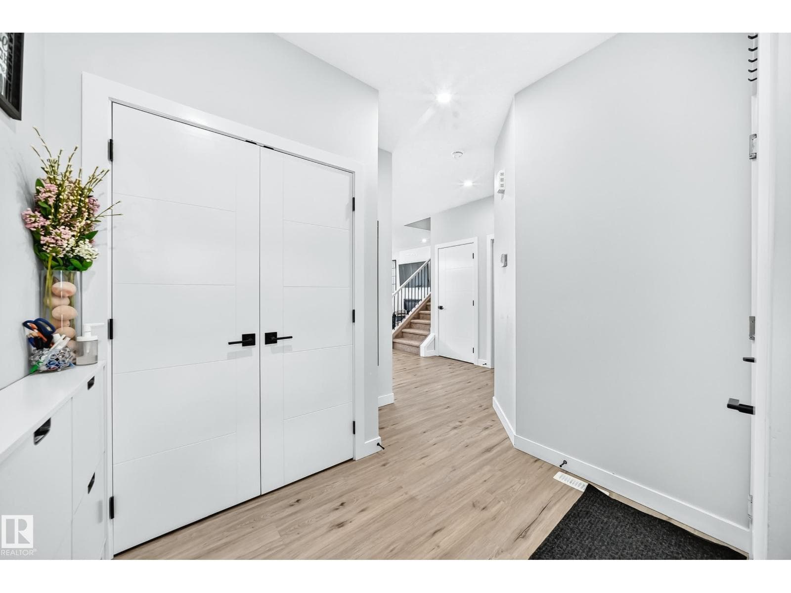 223 ROLSTON WD — photo 4