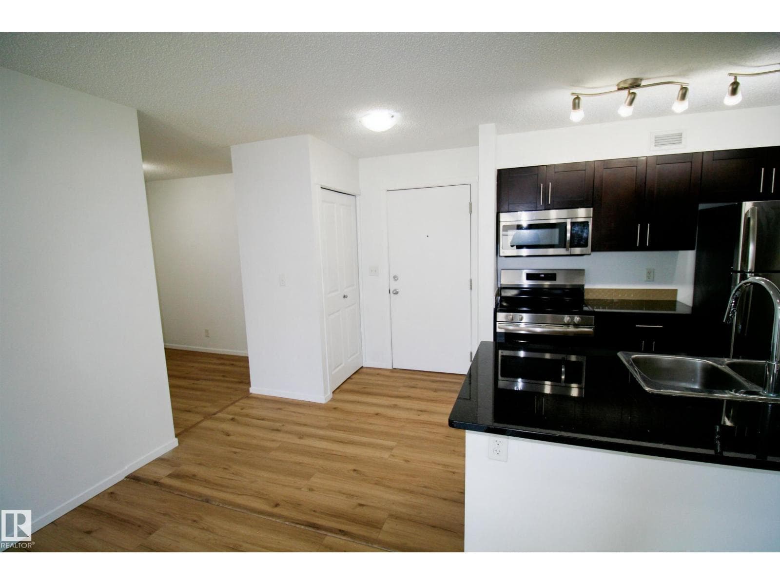#417 5804 MULLEN PL NW — photo 3