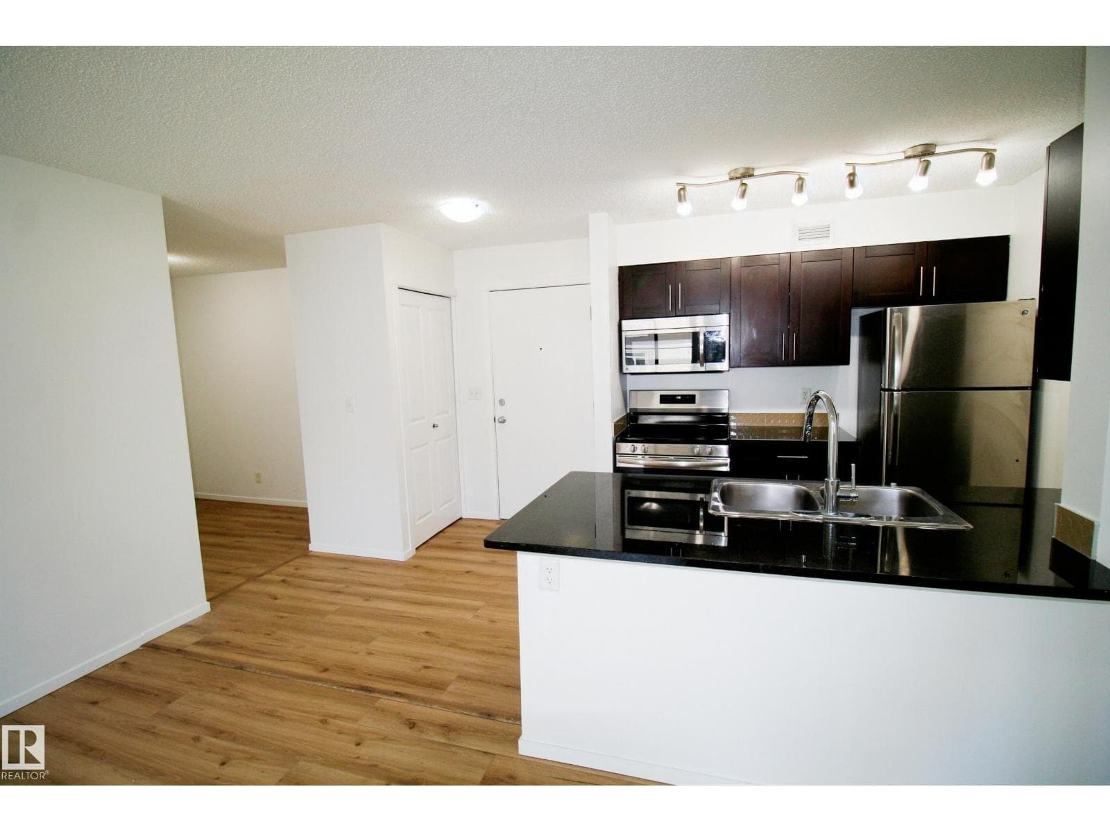 #417 5804 MULLEN PL NW — photo 4