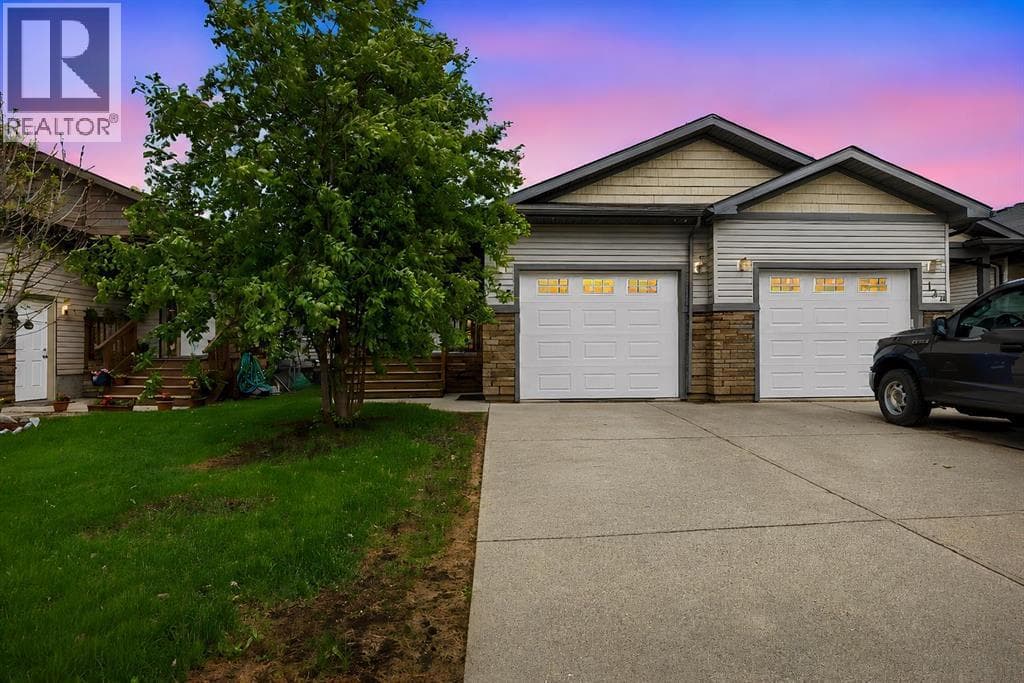 128 Hawthorn Way