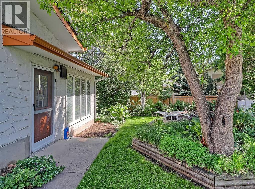 10915 Willowglen Place SE — photo 3