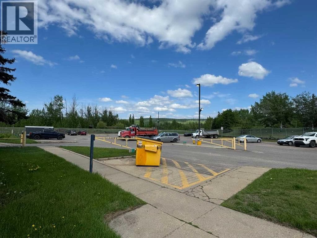 1508, 21 Macdonald Drive — photo 2