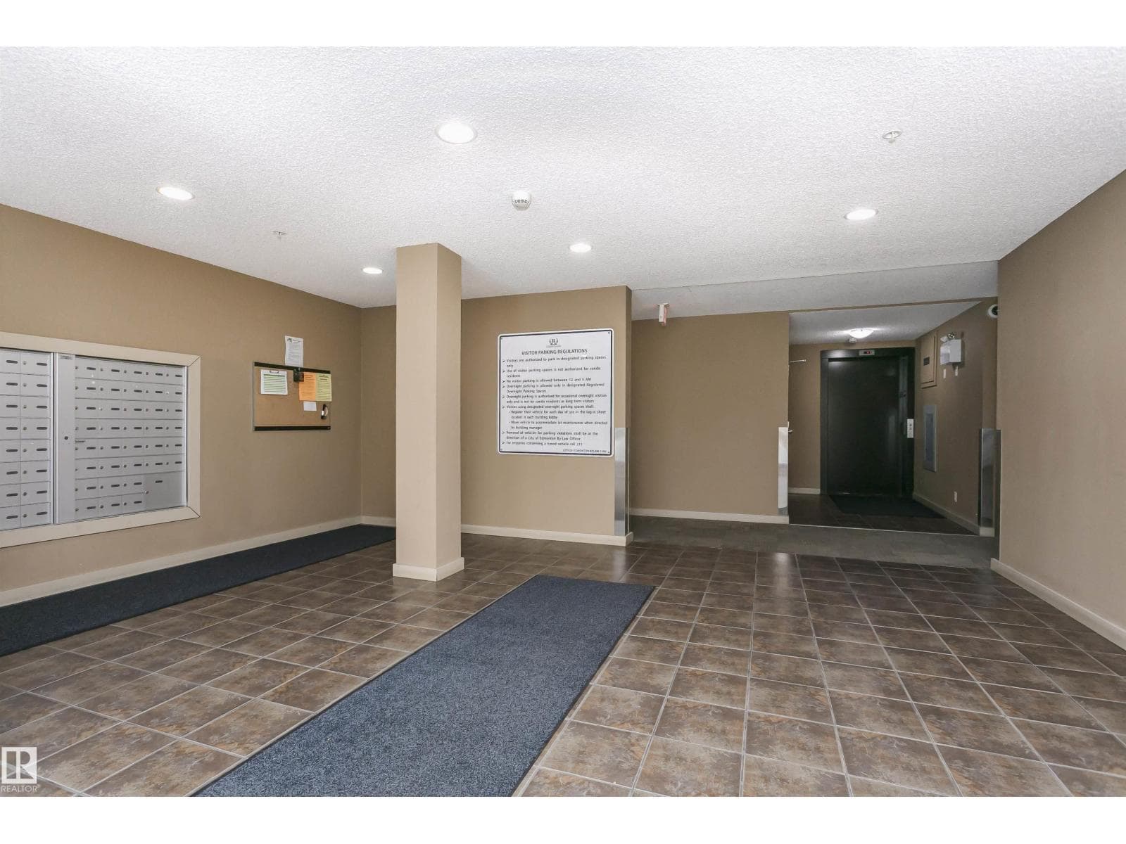 #404 12045 22 AV SW — photo 2