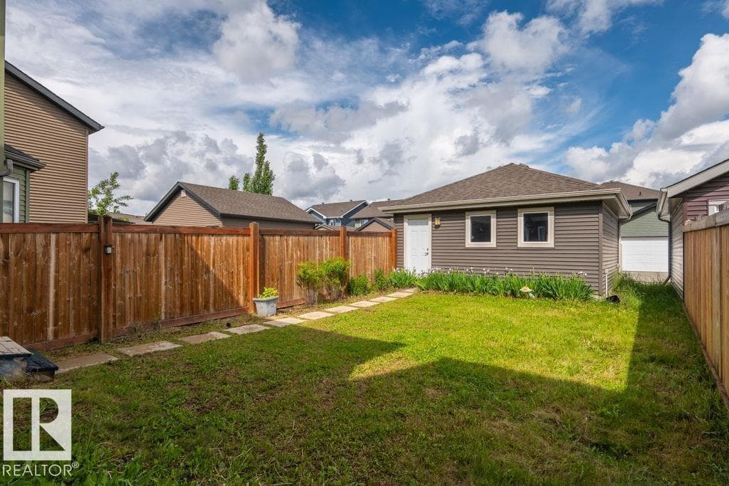 3221 cherry cres SW SW — photo 5