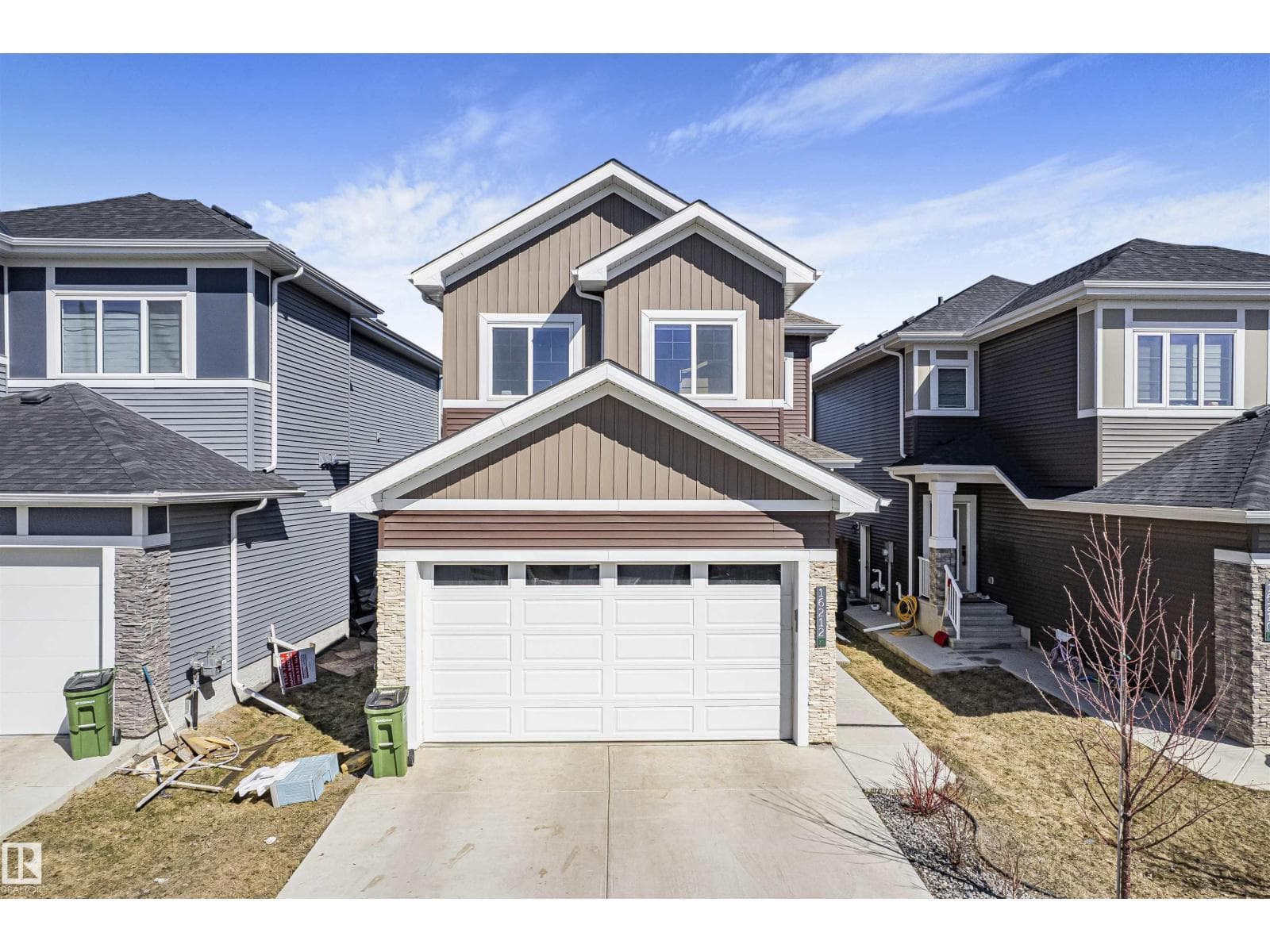 16212 32 AV SW — photo 3