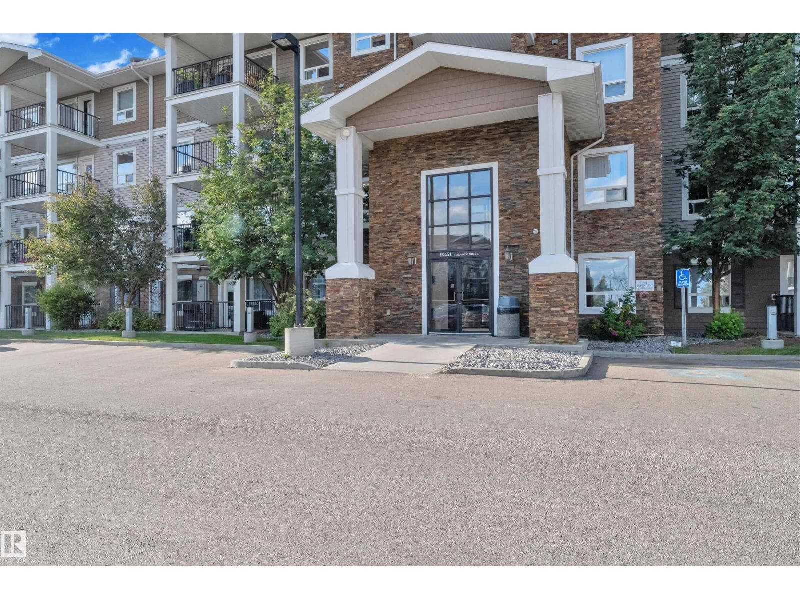 #3302 9351 SIMPSON DR NW — photo 3