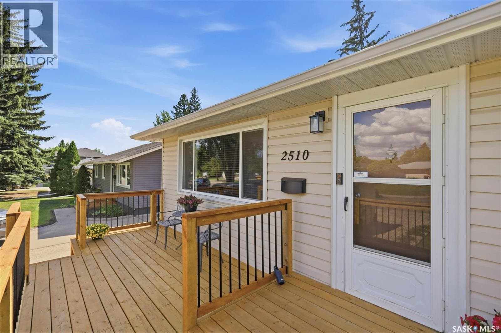 2510 Lansdowne AVENUE — photo 5