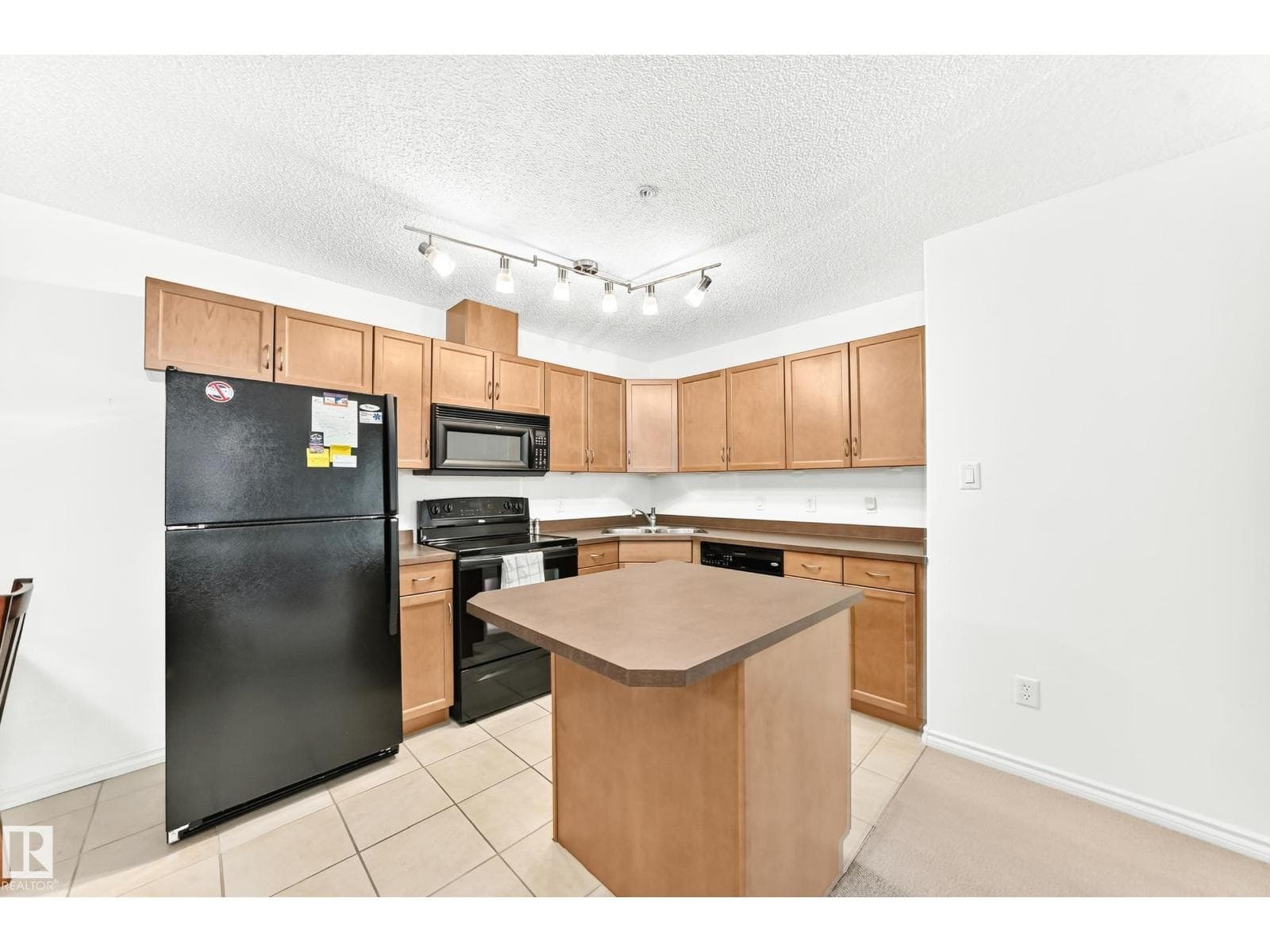 #134 16311 95 ST NW — photo 4