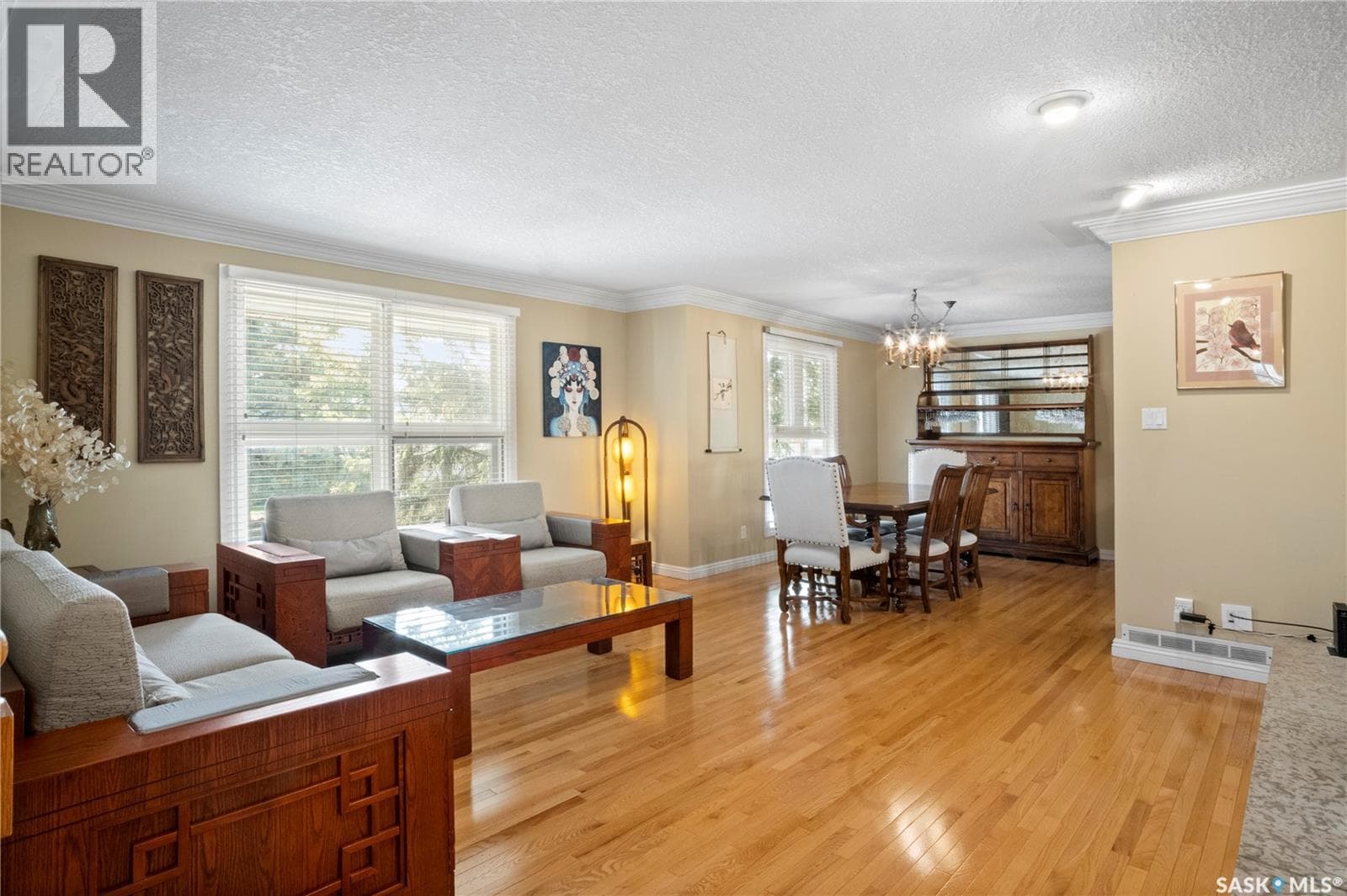 66 LESLIE PLACE — photo 4