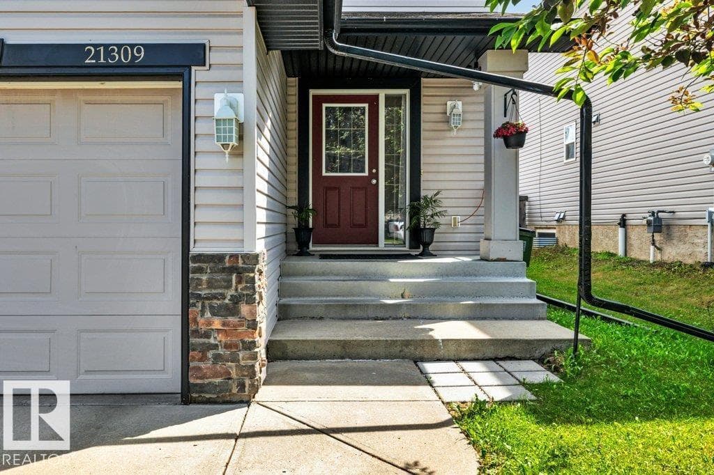 21309 48 AV NW — photo 5