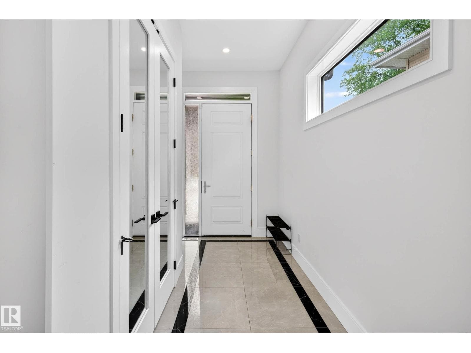 11743 83 AV NW — photo 4