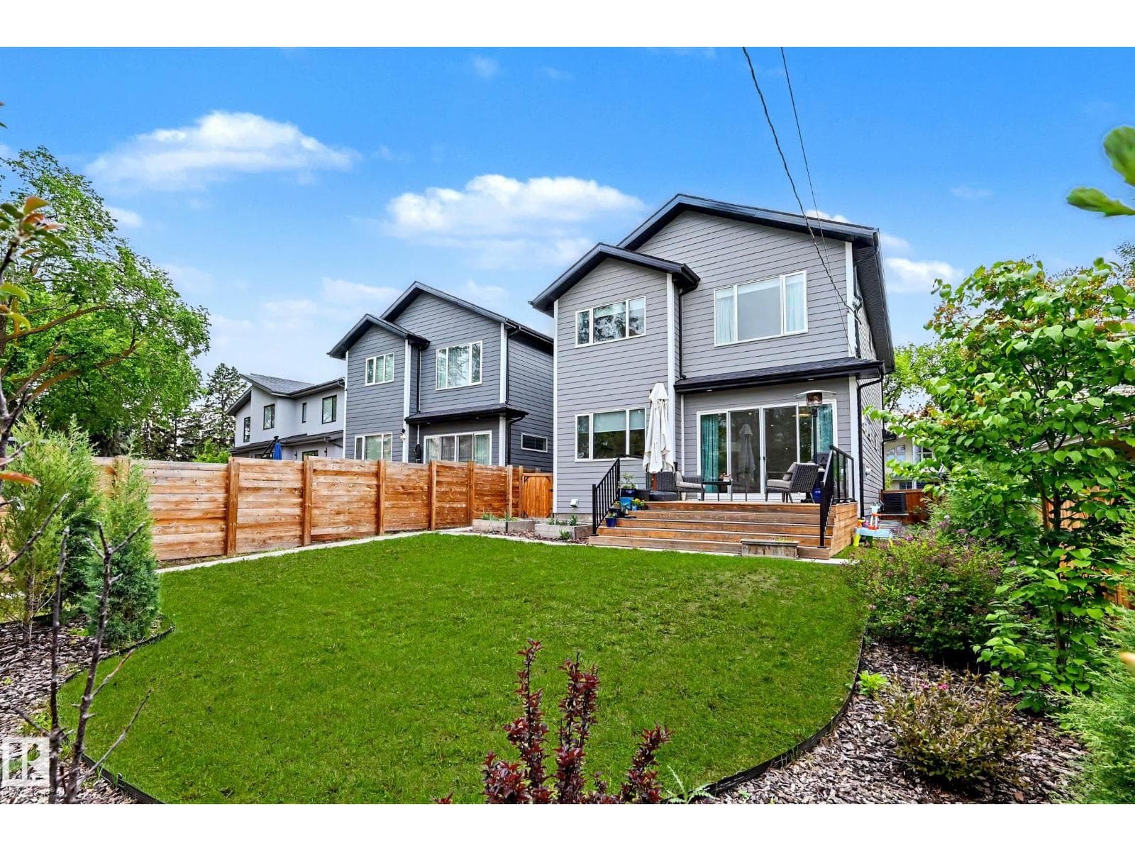 11743 83 AV NW
