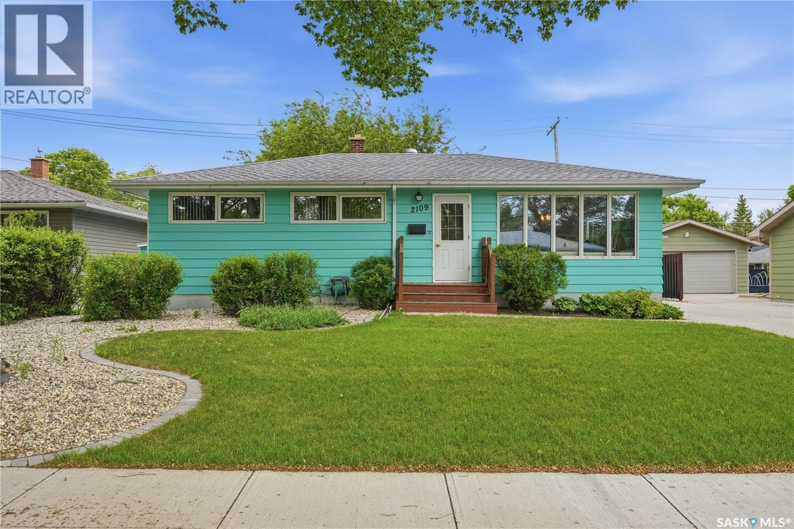 2109 DUFFERIN ROAD