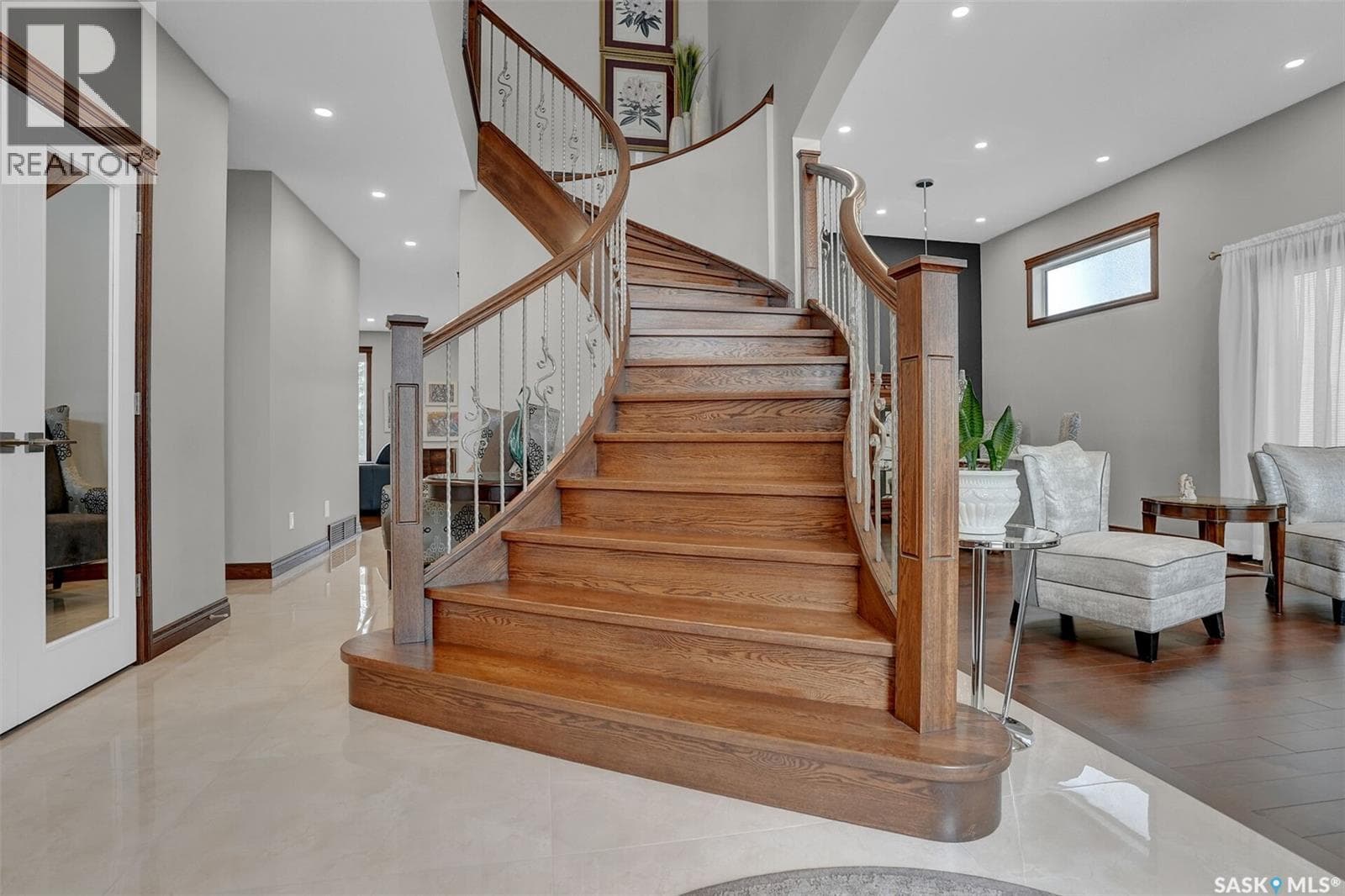 8747 Wascana Gardens PLACE — photo 5