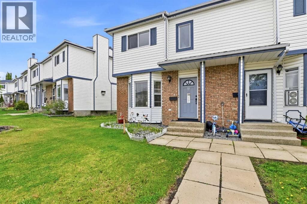 17 Elwell Close