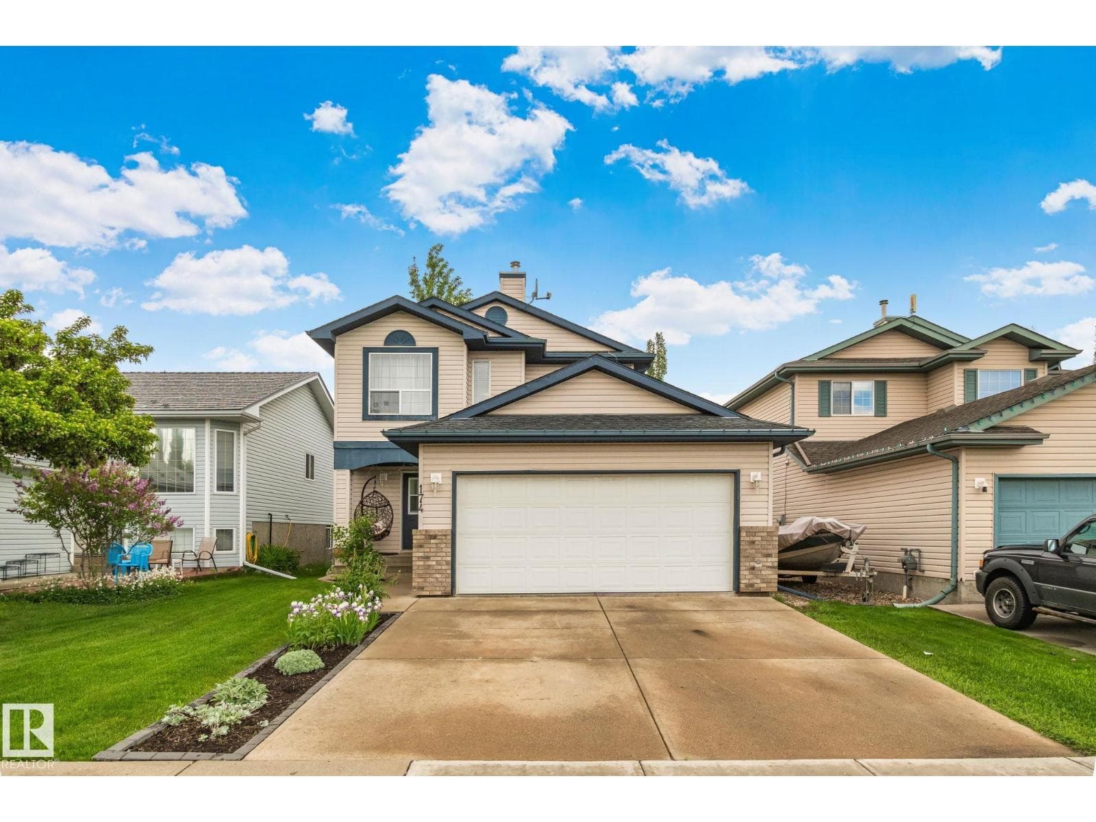 174 LAKELAND DR — photo 3
