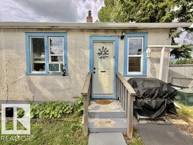 5505 45 AV — photo 4