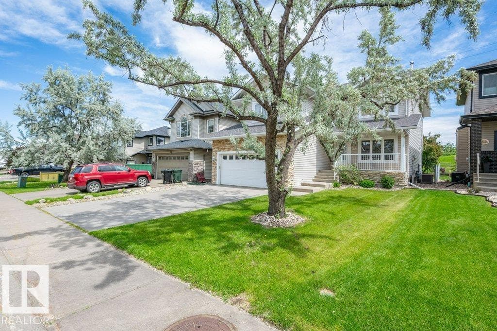 33 Chatwin RD — photo 4
