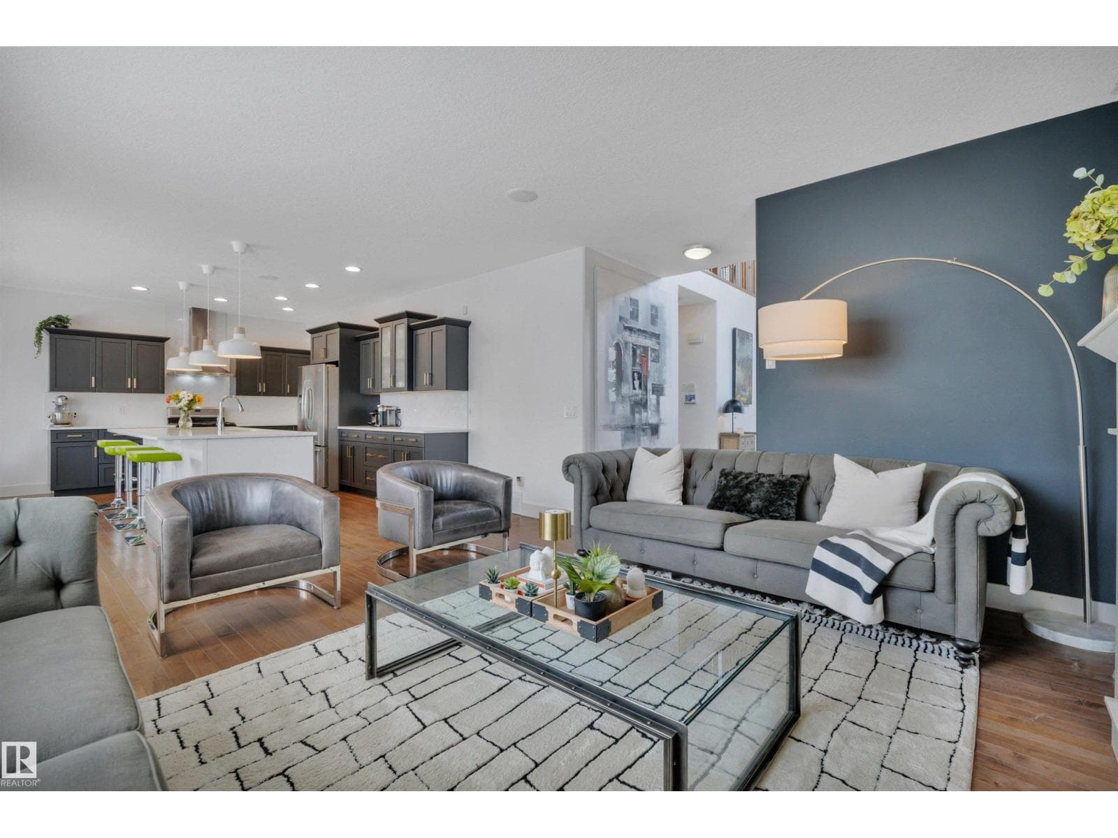 4231 SAVARYN DR SW — photo 5