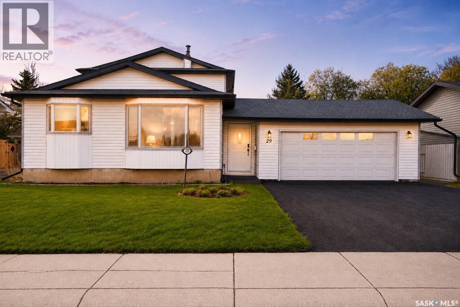 29 Edelweiss CRESCENT