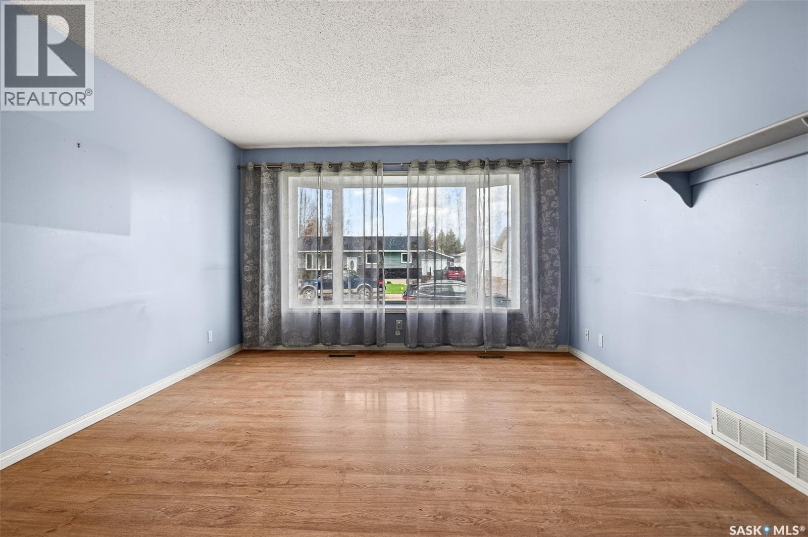 29 Edelweiss CRESCENT — photo 5