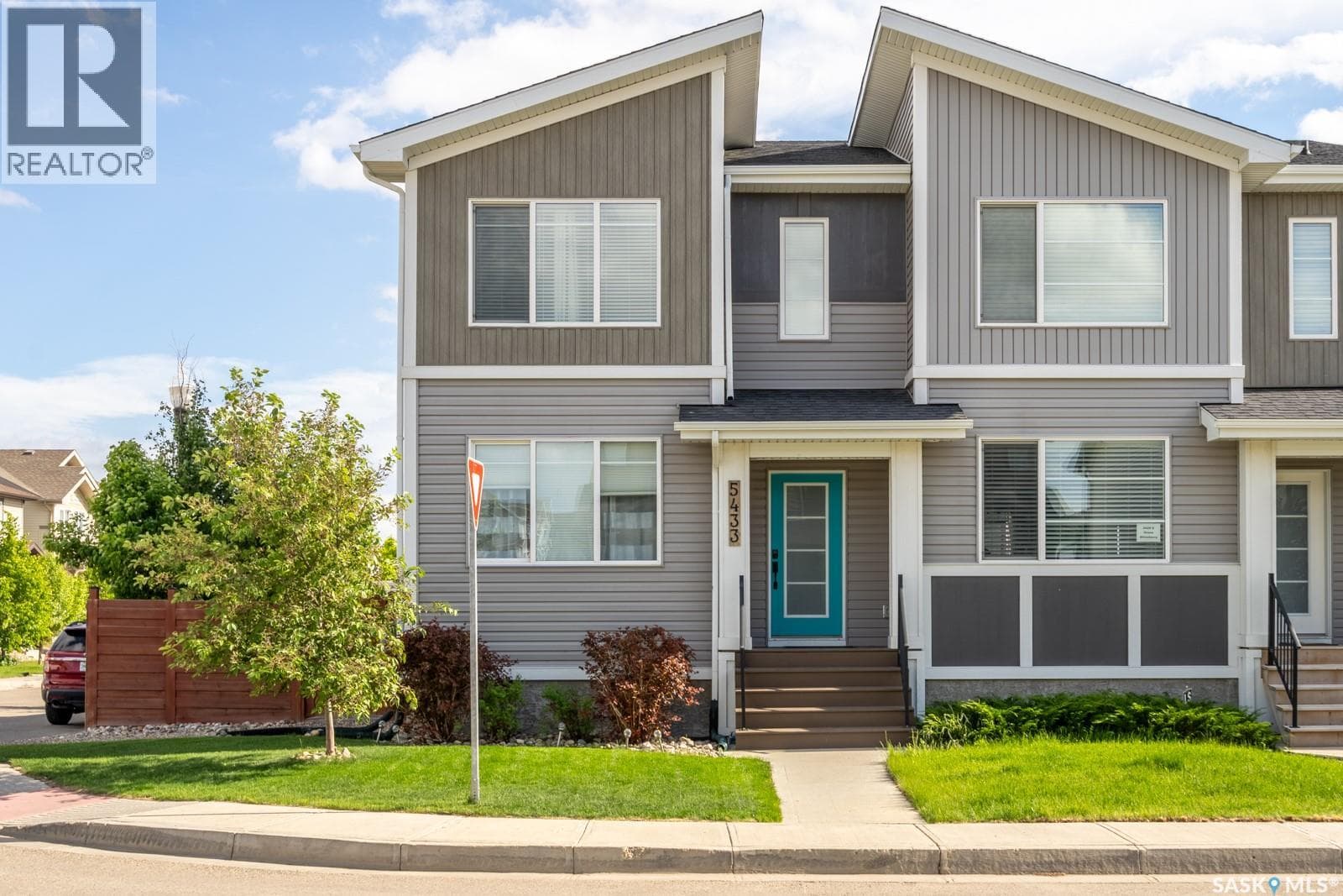 5433 Green Silverberry DRIVE E