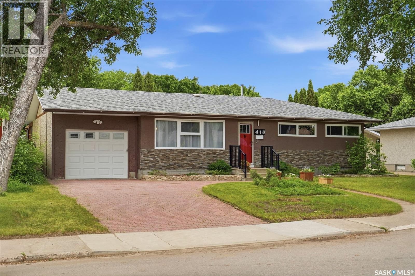 445 Witney AVENUE S — photo 3