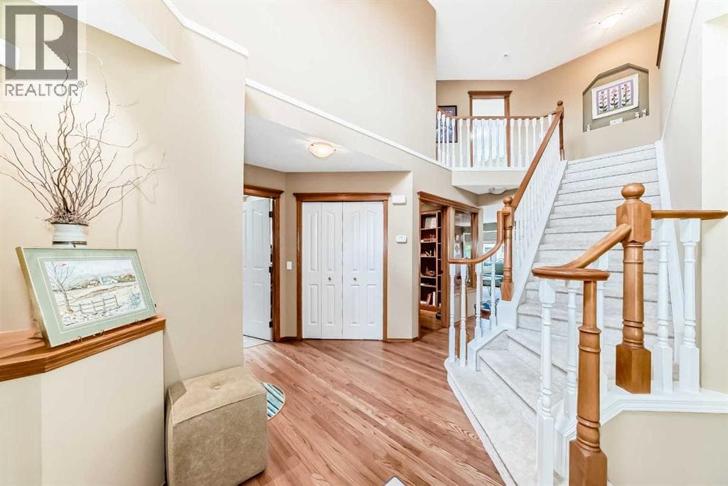 10882 Valley Ridge Drive NW — photo 5