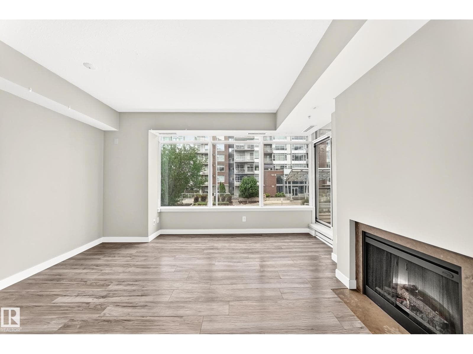 #215 2510 109 ST NW — photo 3