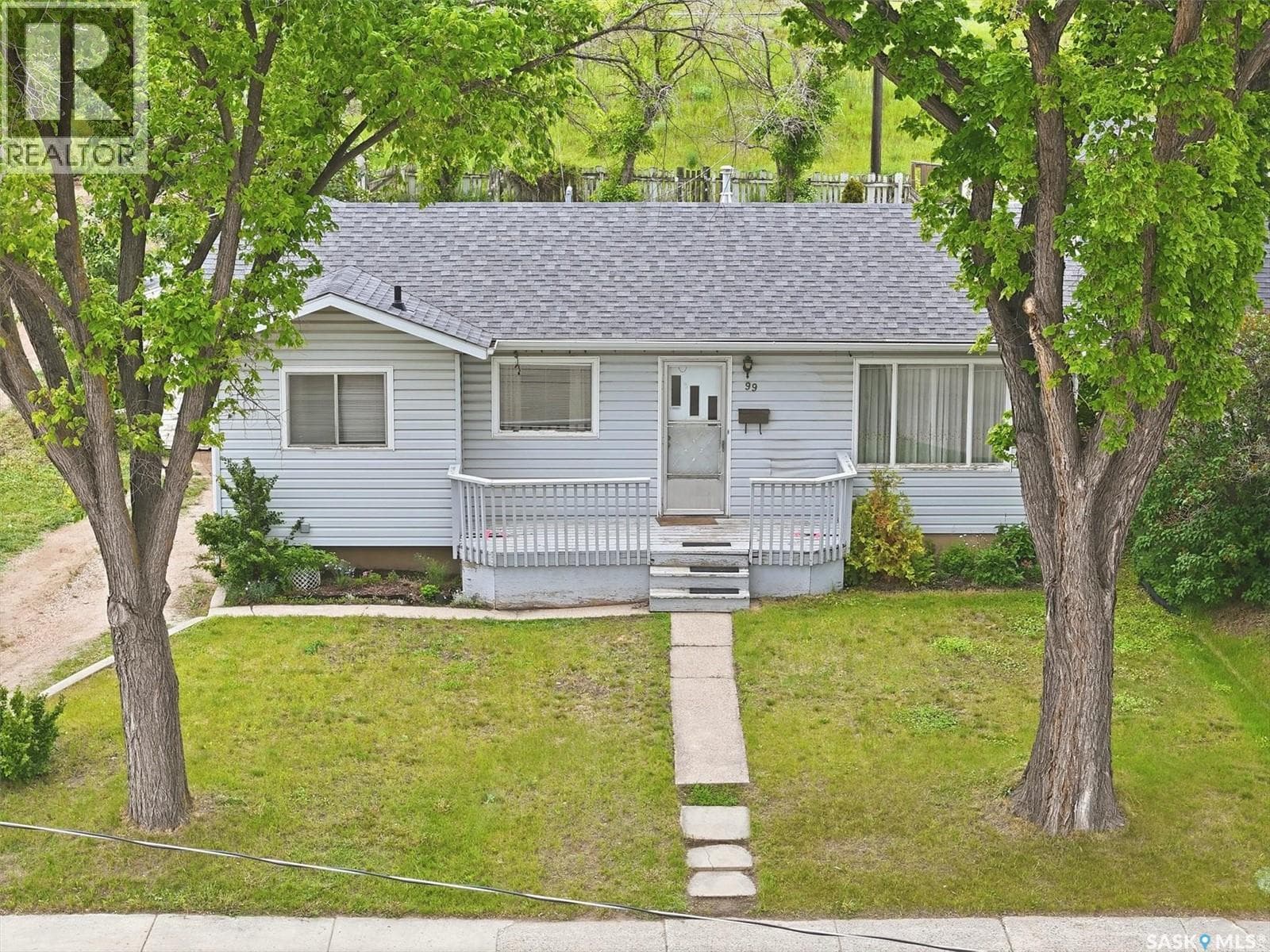 99 Howell AVENUE — photo 4