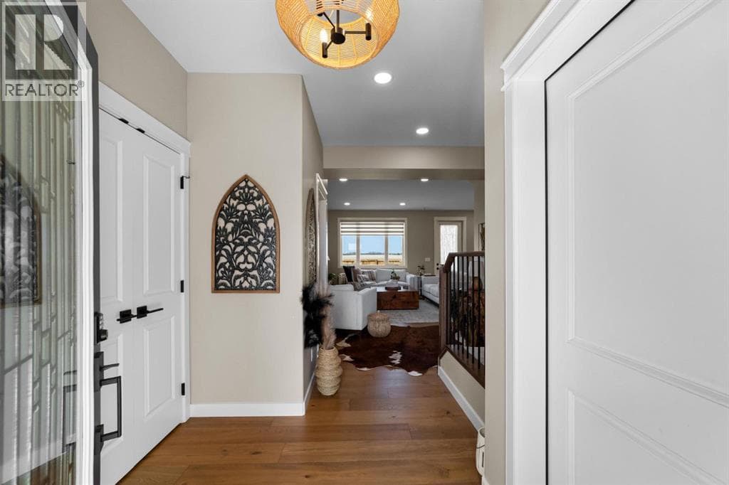 3702 76 Street — photo 3